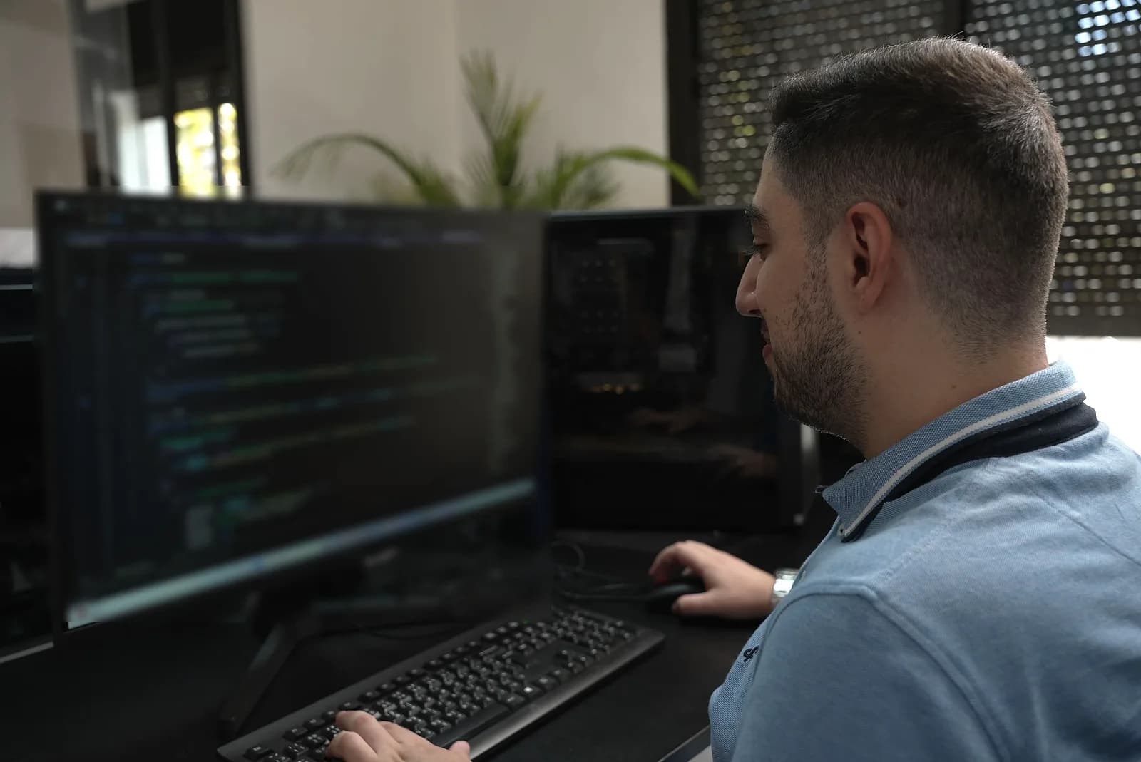 Logisoft developer working on the platform