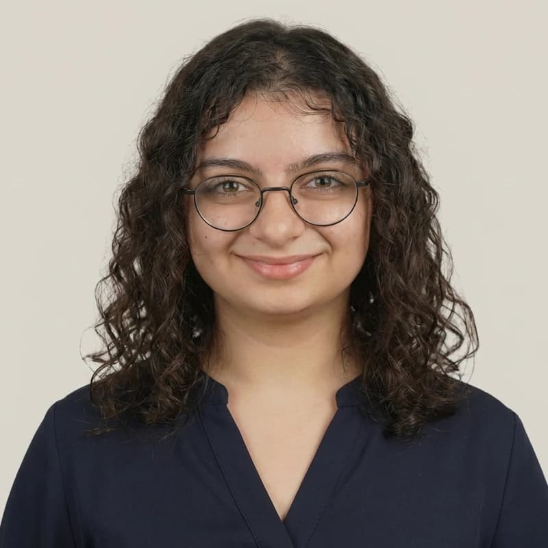 Nancy Razzak, Software Developer at Logisoft